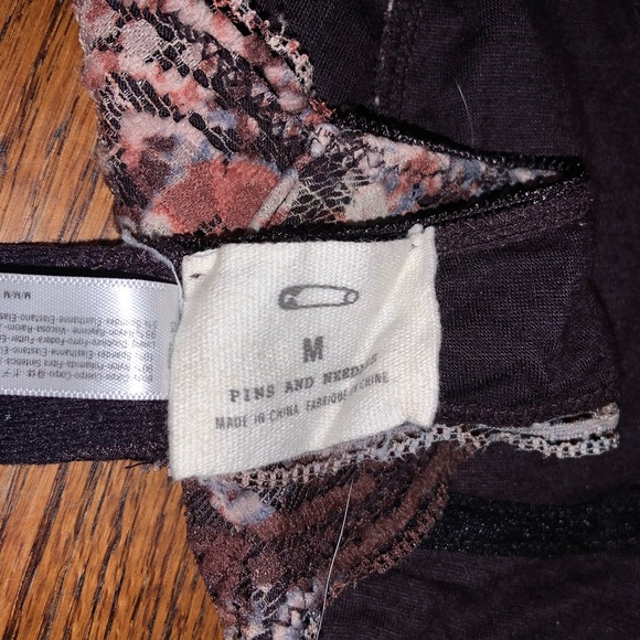 Pins and Needles - Bralette - Picture 4 of 4